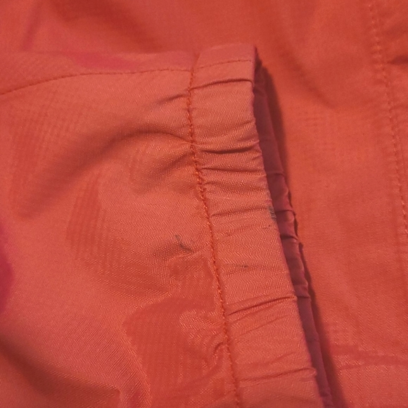 MEC Womens Aquanator Rain jacket in Small - Picture 11 of 16